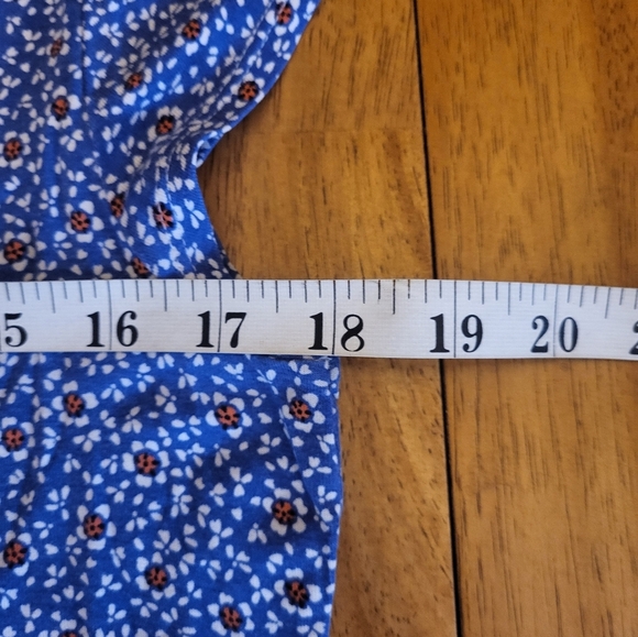 Floral Blue Women's Top - Picture 4 of 4